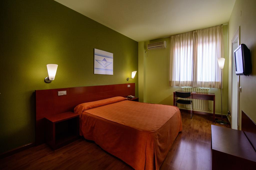 Hotel El Paso Honroso Hospital de Órbigo Cameră foto